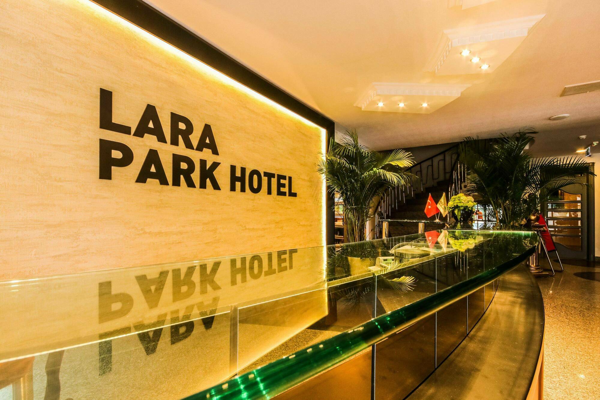 Lara Park Hotel Анталия Екстериор снимка